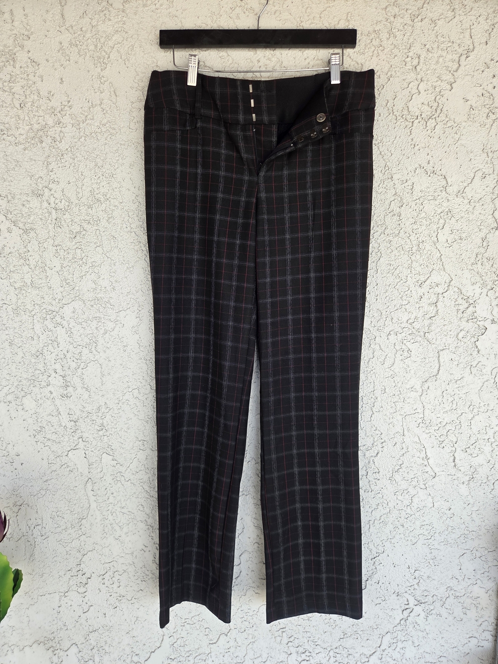 I.N. Studio Black Plaid Trousers with Subtle Red Windowpane